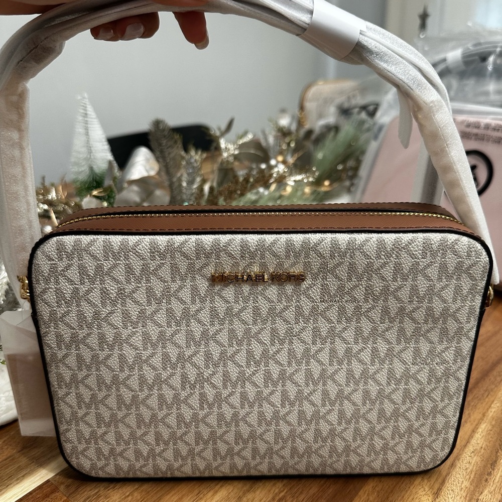 Michael Kors Crossbody bag